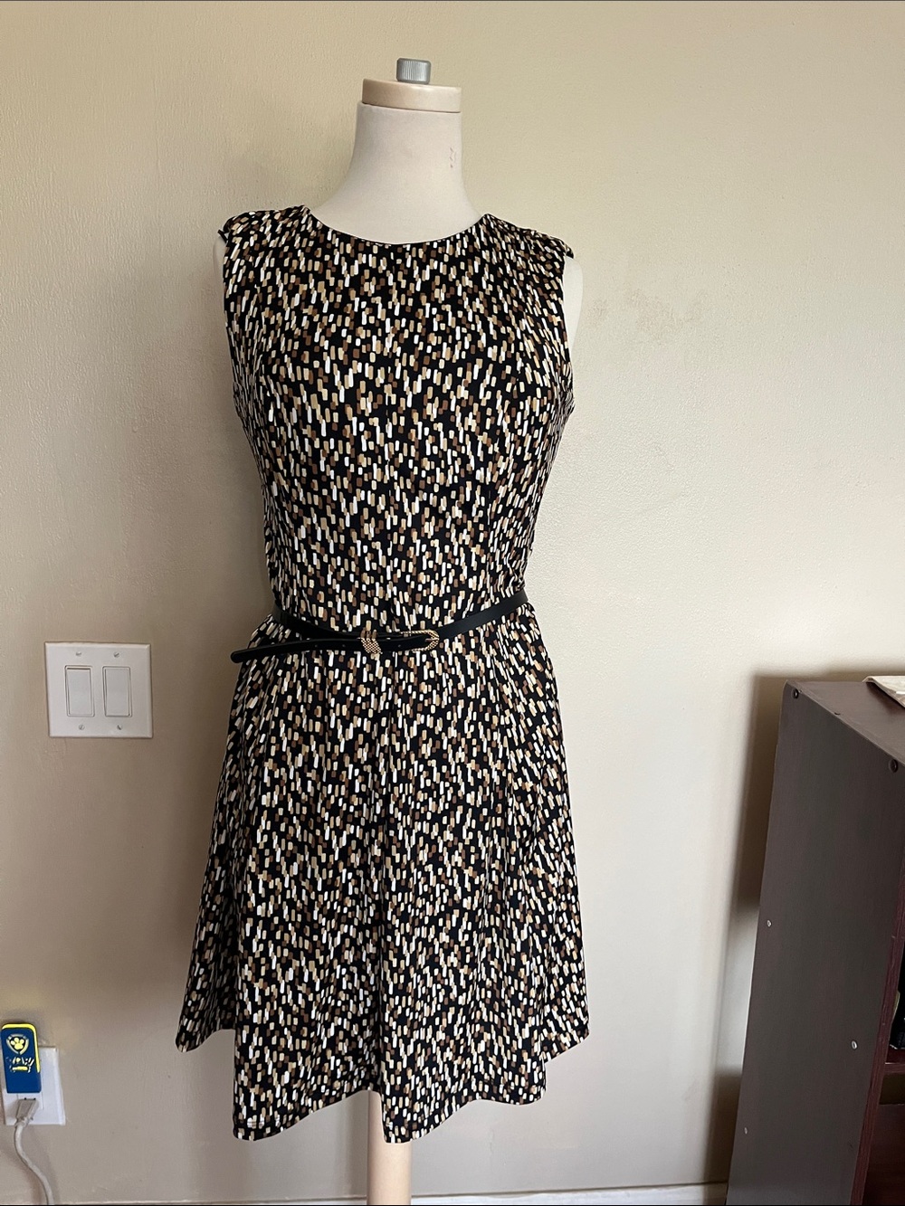 R&K Black, Cream & Tan Patterned Sleeveless Dress